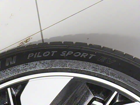 2025�� 636Max���Ȱ� 5��