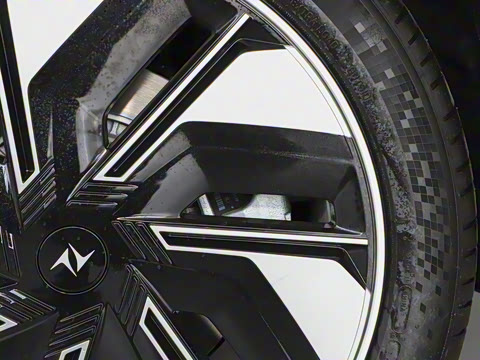 2025�� 636Max���Ȱ� 5��