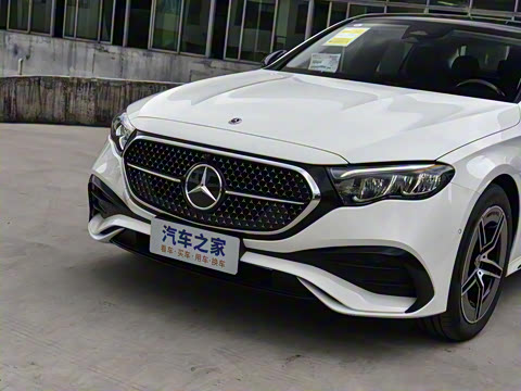 2025�� �Ŀ� E 260 �˶���