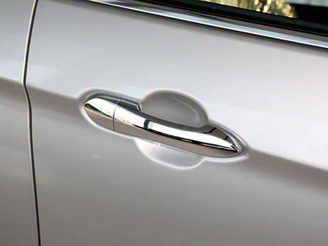 2023�� PLUS 1.6L XV CVT�����