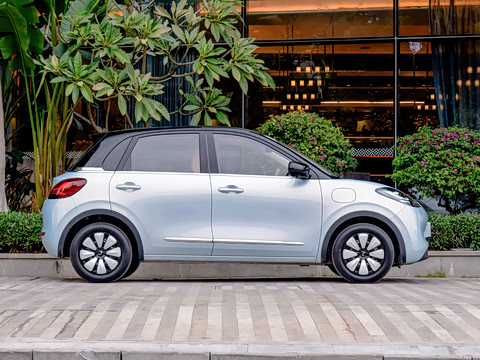 2025�� 410km ��Ϭ������