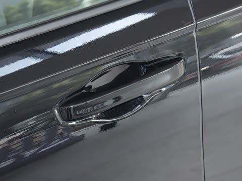 2025�� �˶�ϵ�� 260TURBO ������