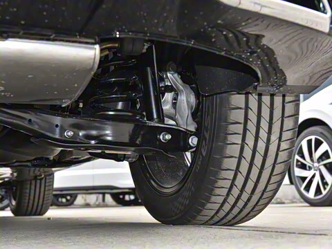 2025�� �Ŀ� 300TSI DSG�����ǹ��