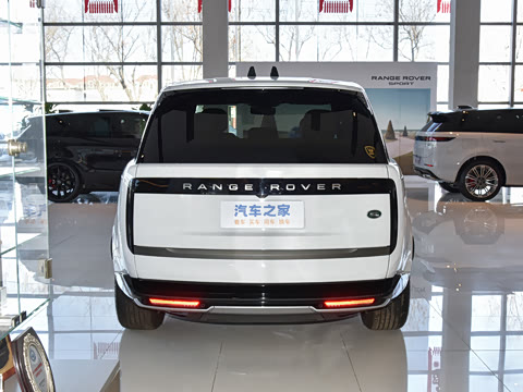 2025�� 3.0 L6 360PS ʢ����