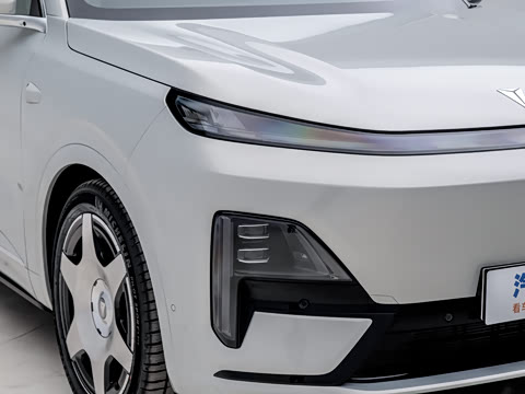 2025�� ����Ultra+ �߶���