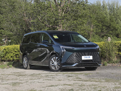 2025�� 2.0T ����˽����