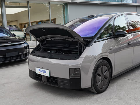 2025�� Ultra ���ܻ��°�