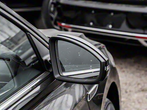 2025�� �Ŀ� 300TSI DSG��Խ��