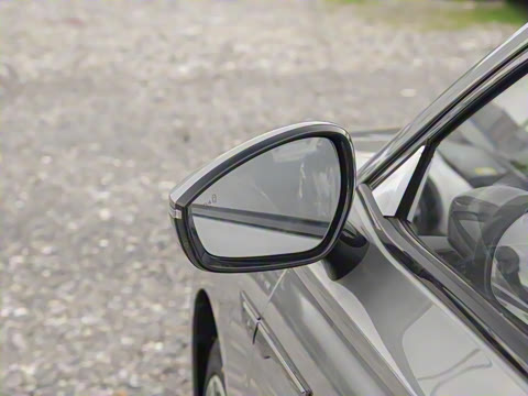 2025�� 2.0T �Զ���+