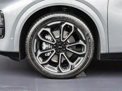 2025�� 725 �������� Max �콢��