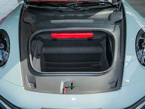 2025�� Carrera 3.0T