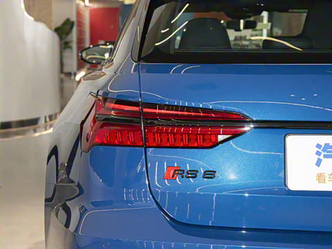 2024��  RS 6 4.0T Avant performance