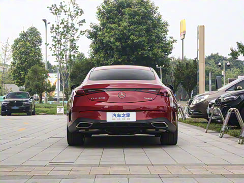 2025�� CLE 300 4MATIC �����ͽ��ܳ�