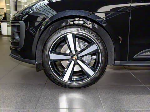 2025�� Macan 2.0T ���ΰ�