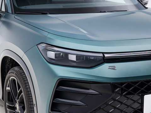 2025�� ̽��L 380TSI ��������