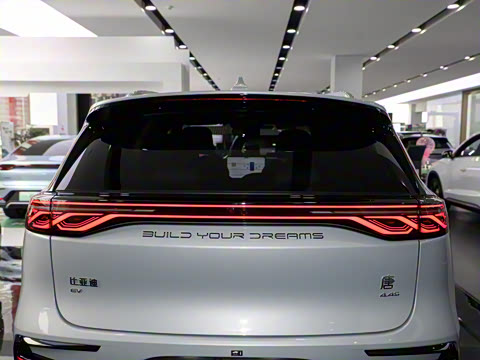 2024�� EV ��ҫ�� 635KM �����콢��