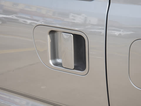 2025�� M5 1.6L ���������� 7��