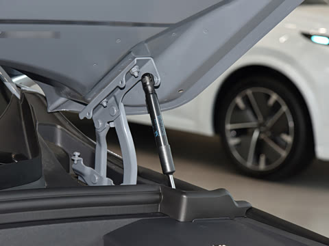 2025�� Pro ���ܻ��°�