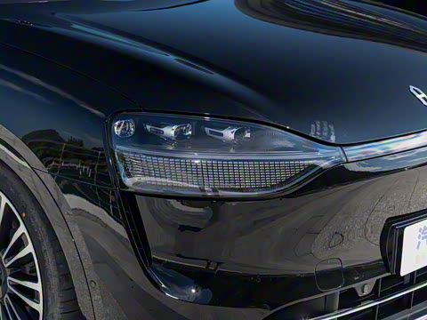 2025�� ���� Ultra�� 52kWh 6����