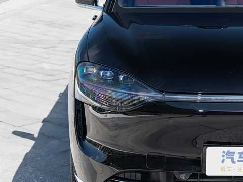 2025�� ���� Ultra�� 52kWh 6����