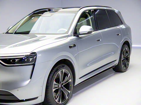 2025�� ���� Ultra�� 53.4kWh 6����