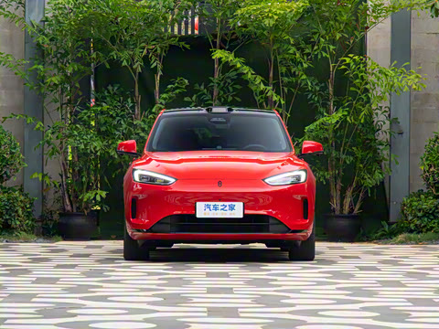 2025�� ����   Ultra ������