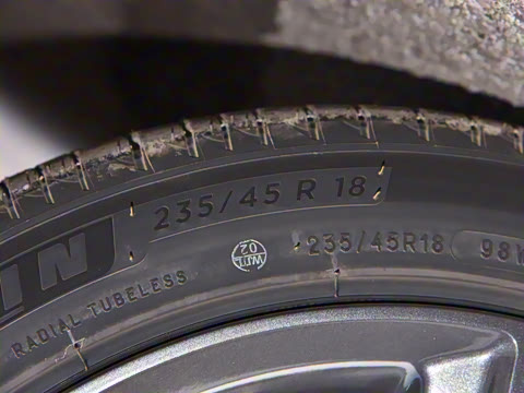 2025�� 260TURBO ��Ӣ��