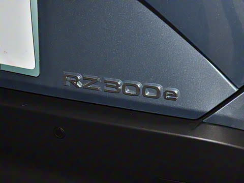 2023�� 300e ������ ���а�