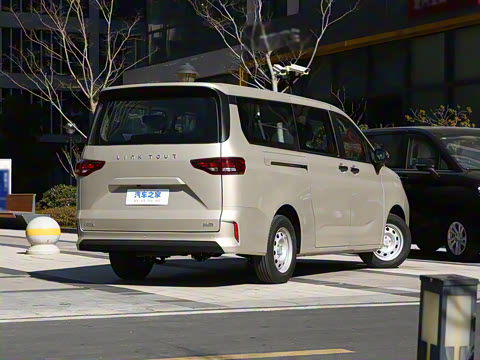 2025�� 1.6L ���������� 7��