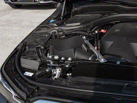 2025�� 525Li M�˶���װ