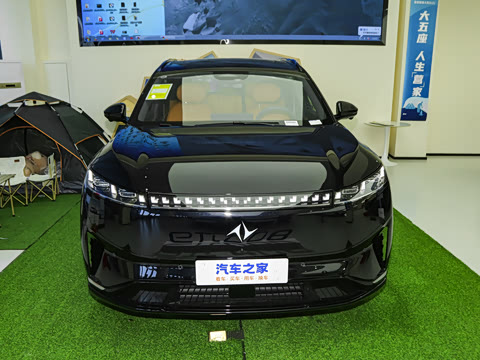 2025�� 636Ultra����� 5��