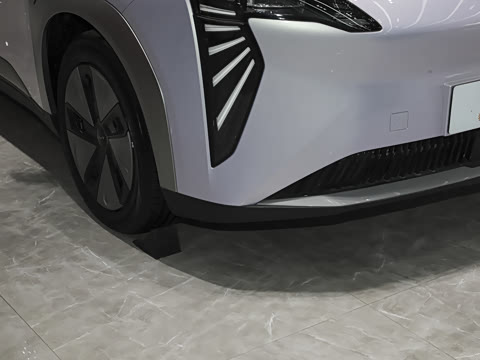 2023�� Plus 610 ������