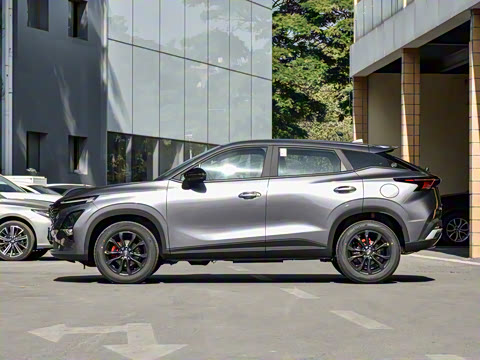 2025�� ���ܰ� 1.5T CVT������