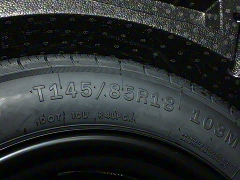 2025�� ̽��L 330TSI ������Ӣ