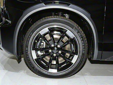 2024�� PHEV 143km ������ Max