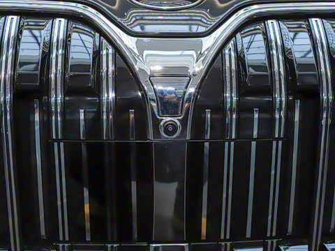 2023�� 735Li M�˶���װ