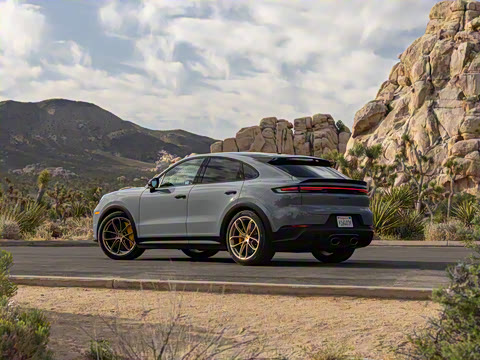 2025�� Cayenne Coup�� Turbo GT 4.0T