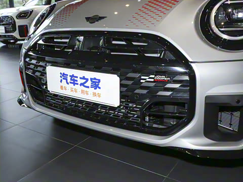 2025�� JOHN COOPER WORKS