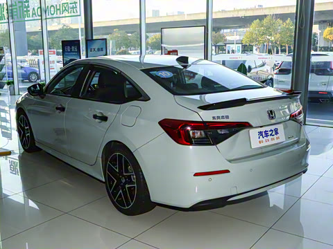 2023�� 2.0L e:HEV ���ٰ�