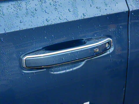 2025�� 2.7T �������۷��