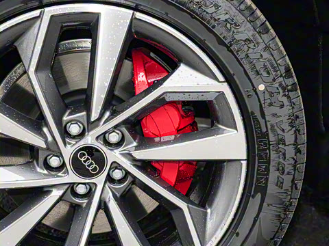 2025�� 45�����ذ� 40 TFSI ����������