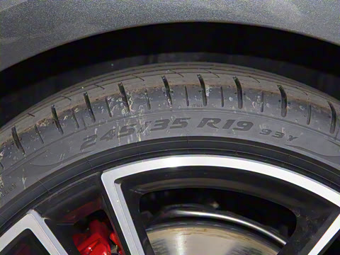 2025�� 200���������� 45 TFSI quattro ��ѡ������