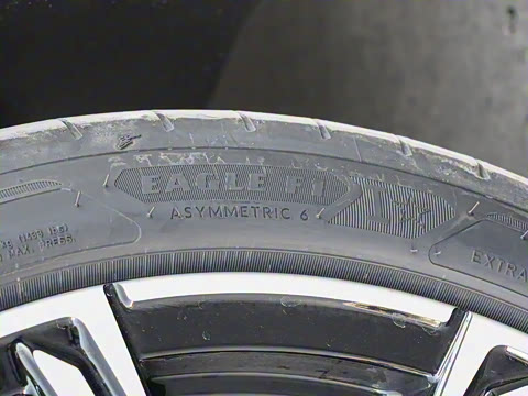 2025�� 225L M�˶���ҹ��װ