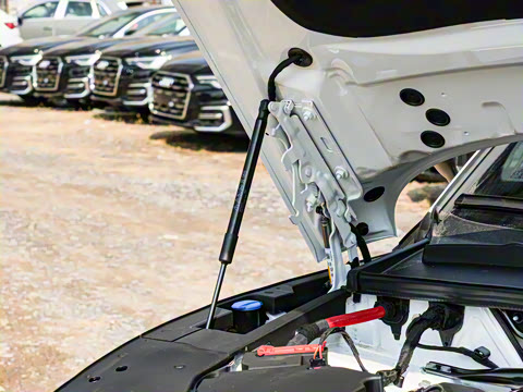 2025�� 45�����ذ� 40 TFSI ����������