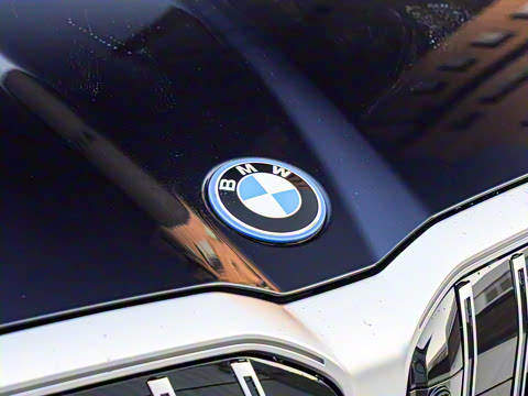 2025�� eDrive 40L M�˶���װ