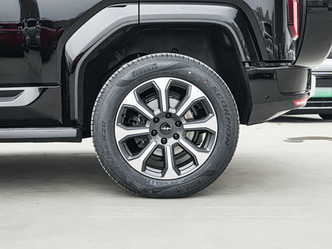 2025�� �����Ǽ�Ultra��