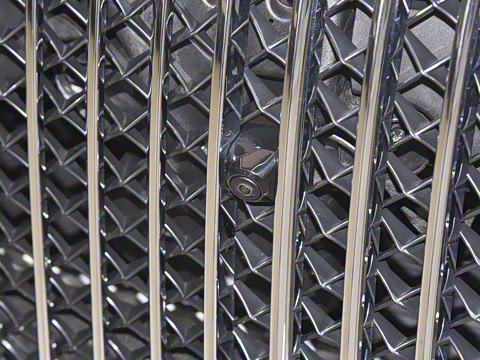 2024�� V8 Edition 8