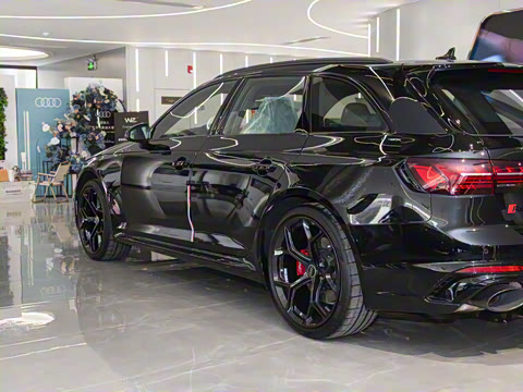 2024��  RS4 Avant �����