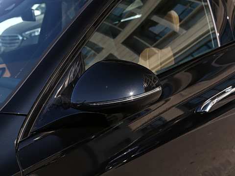 2025�� E 300 ʱ�����˶���