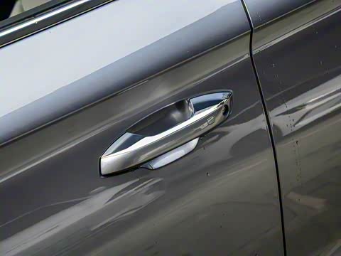 2025�� EV �Ǽݰ� 605km �콢��